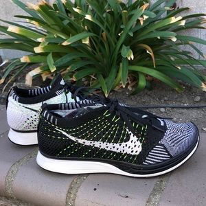 NIKE FLYKNIT RACER 👟✨🖤👟✨